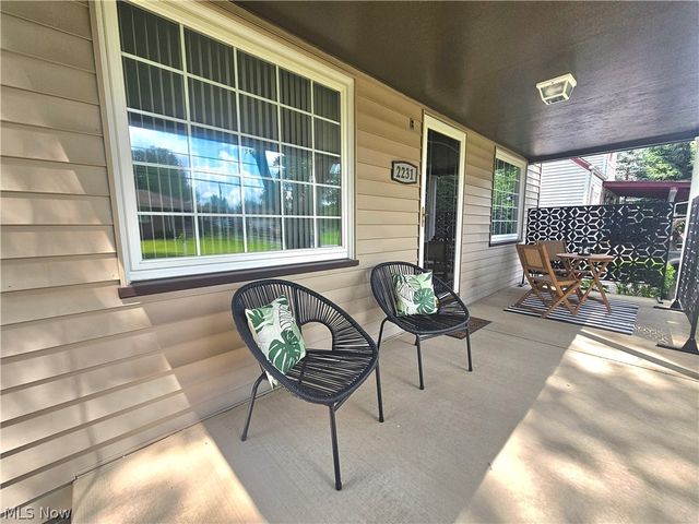 2231 N Glenwood Avenue, Niles, OH 44446
