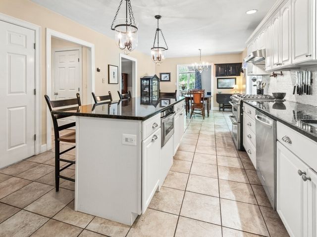 85 S Ashburnham Rd, Westminster, MA 01473