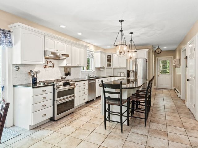 85 S Ashburnham Rd, Westminster, MA 01473
