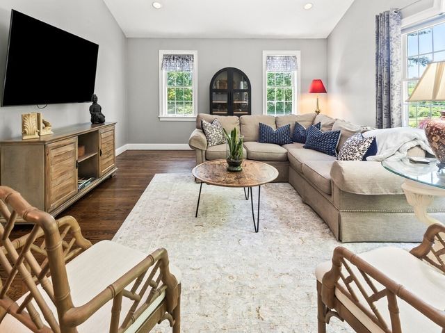 85 S Ashburnham Rd, Westminster, MA 01473