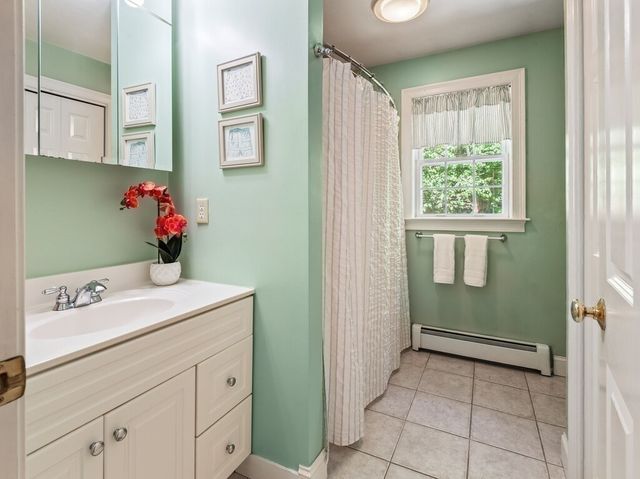 85 S Ashburnham Rd, Westminster, MA 01473