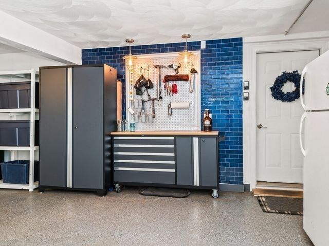 85 S Ashburnham Rd, Westminster, MA 01473