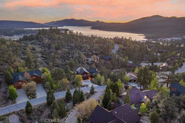 305 Starlight Circle, Big Bear Lake, CA 92315