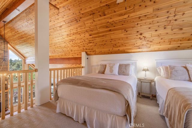 305 Starlight Circle, Big Bear Lake, CA 92315