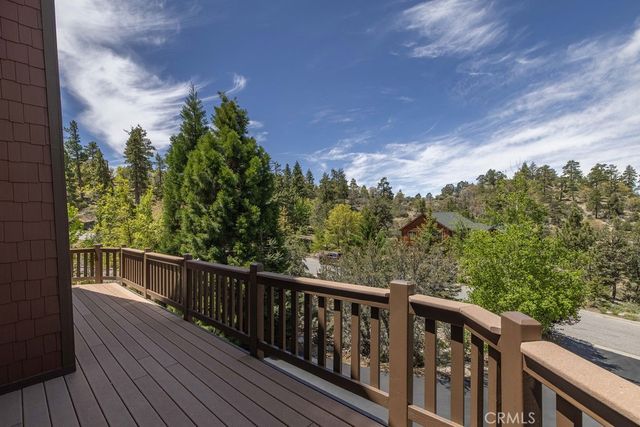 305 Starlight Circle, Big Bear Lake, CA 92315