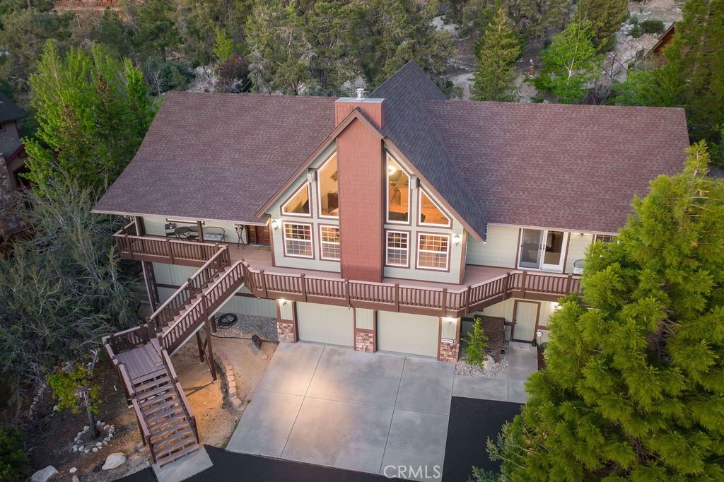 305 Starlight Circle, Big Bear Lake, CA 92315