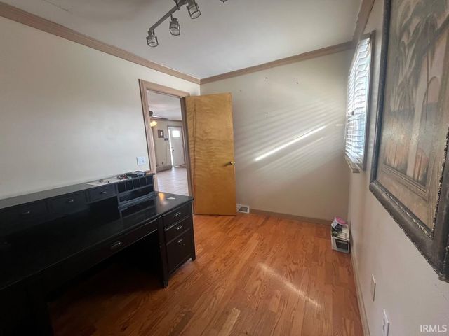 3816 Glenview Drive, South Bend, IN 46628