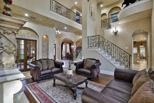 7009 Sanctuary Heights Road, Fort Worth, TX 76132