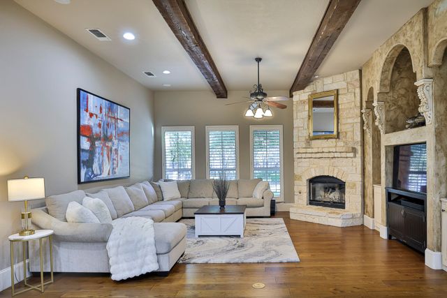 7009 Sanctuary Heights Road, Fort Worth, TX 76132