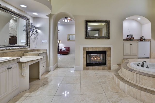 7009 Sanctuary Heights Road, Fort Worth, TX 76132