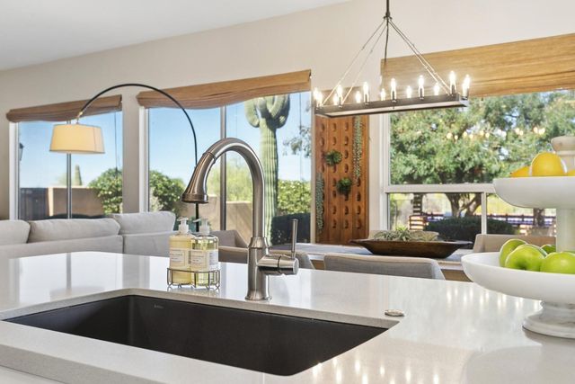 7518 E Bent Tree Drive, Scottsdale, AZ 85266