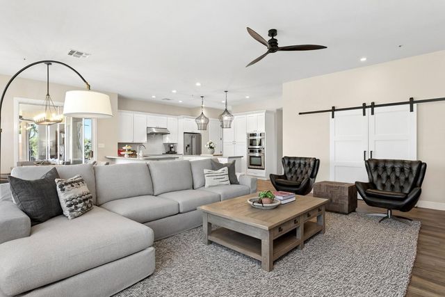 7518 E Bent Tree Drive, Scottsdale, AZ 85266