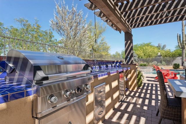 7518 E Bent Tree Drive, Scottsdale, AZ 85266