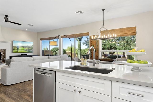 7518 E Bent Tree Drive, Scottsdale, AZ 85266