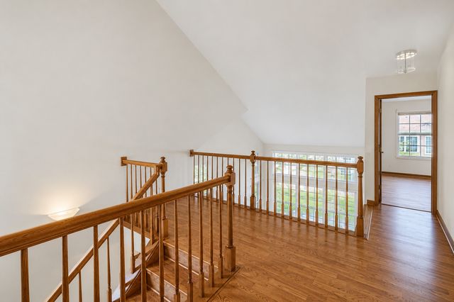 2239 Seaver Lane, Hoffman Estates, IL 60169