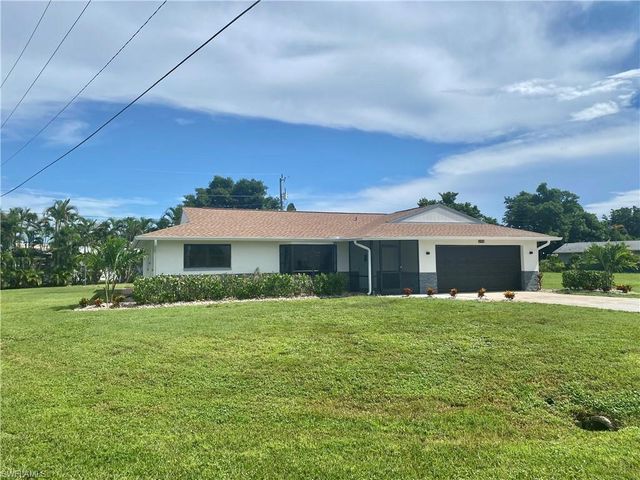 1719 Sandy CIR, Cape Coral, FL 33904