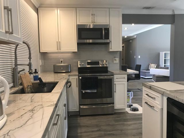 4448 Hackberry Ln, Carmichael, CA 95608