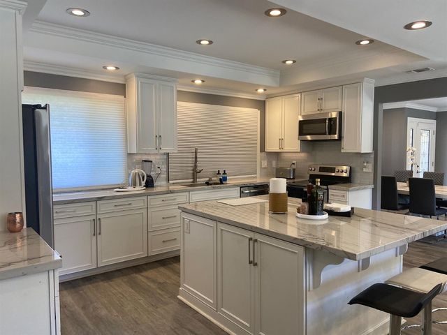 4448 Hackberry Ln, Carmichael, CA 95608