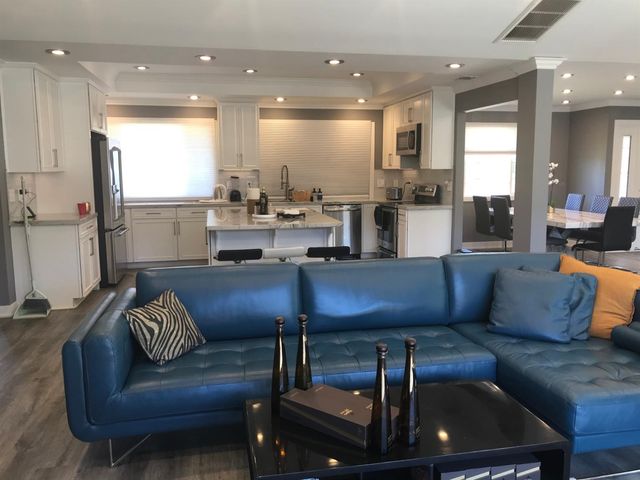 4448 Hackberry Ln, Carmichael, CA 95608