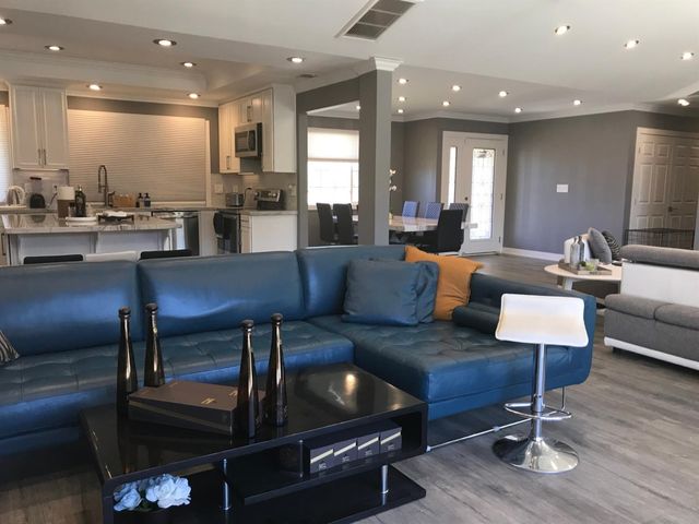 4448 Hackberry Ln, Carmichael, CA 95608