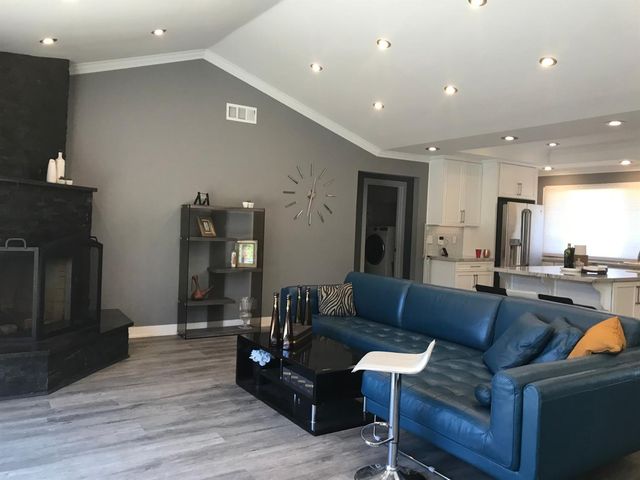 4448 Hackberry Ln, Carmichael, CA 95608