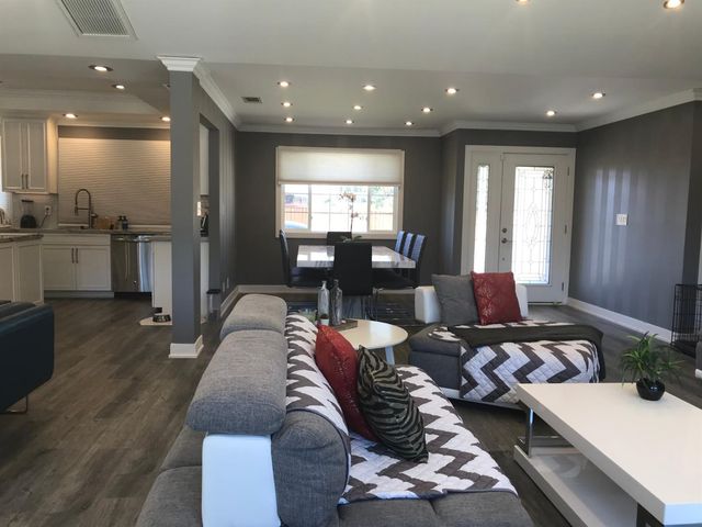 4448 Hackberry Ln, Carmichael, CA 95608