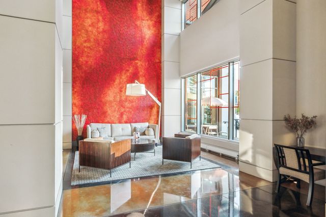 600 12th Ave S Apt 1410, Nashville, TN 37203