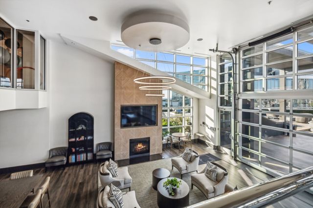 600 12th Ave S Apt 1410, Nashville, TN 37203