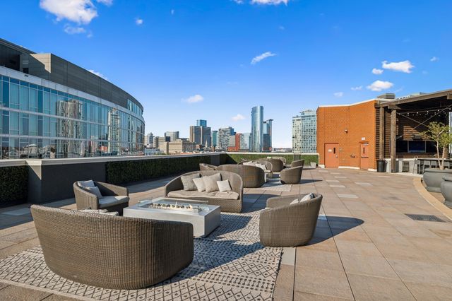 600 12th Ave S Apt 1410, Nashville, TN 37203