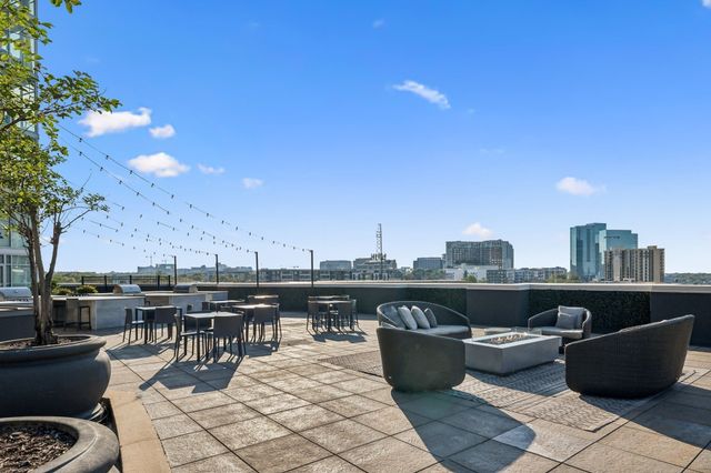 600 12th Ave S Apt 1410, Nashville, TN 37203