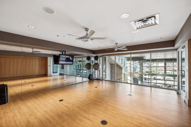 600 12th Ave S Apt 1410, Nashville, TN 37203