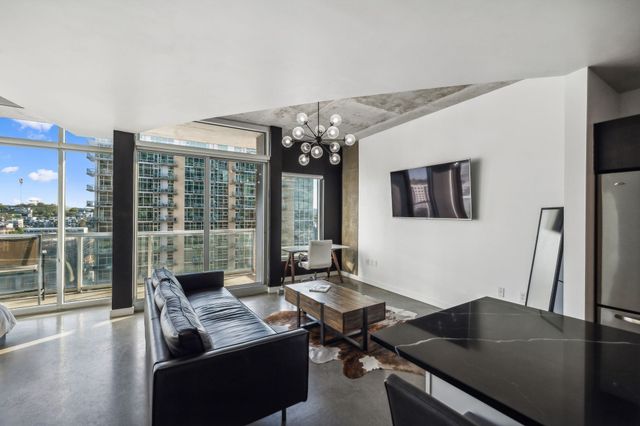 600 12th Ave S Apt 1410, Nashville, TN 37203