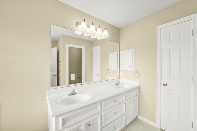 1748 Hazelwood Street, Conroe, TX 77301