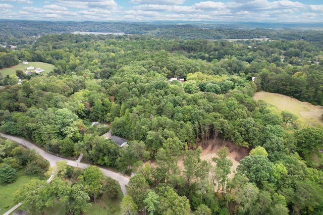 11044 Loop Road, Soddy Daisy, TN 37379