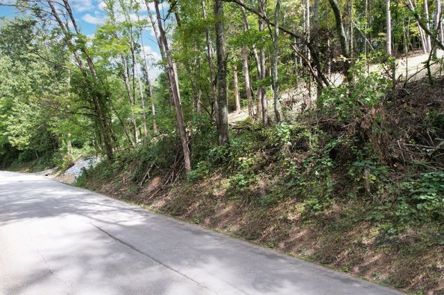 11044 Loop Road, Soddy Daisy, TN 37379