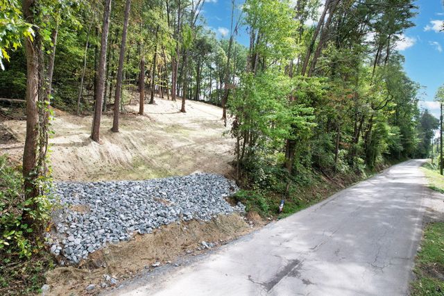 11044 Loop Road, Soddy Daisy, TN 37379