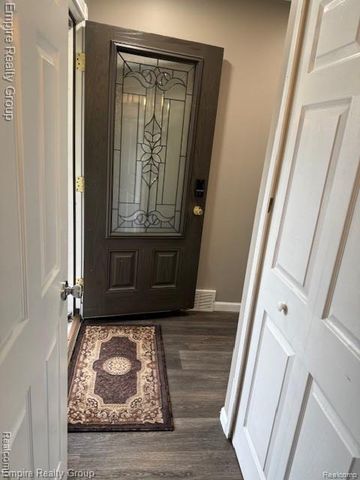 20002 Great Oaks Circle South, Clinton Charter Township, MI 48036