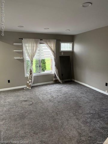 20002 Great Oaks Circle South, Clinton Charter Township, MI 48036