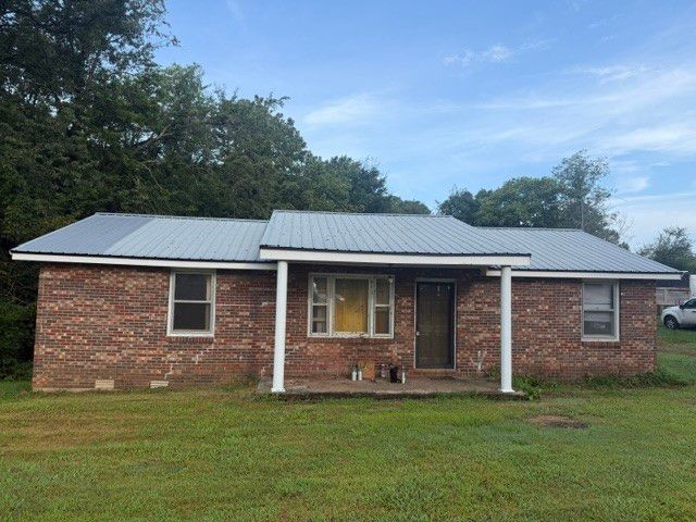 2365 Bearwallow Rd, Ashland City, TN 37015