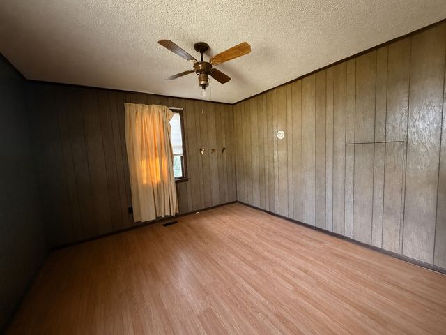 2365 Bearwallow Rd, Ashland City, TN 37015
