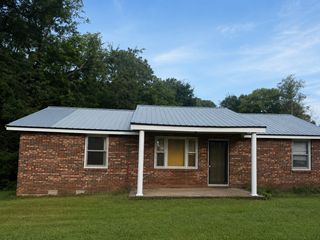 2365 Bearwallow Rd, Ashland City, TN 37015