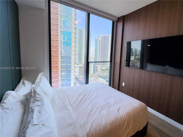 20 NE 11th St 3006B, Miami, FL 33132