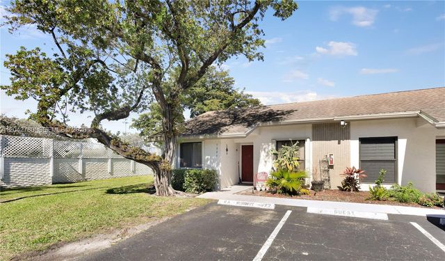 3064 S Oakland Forest Drive 1006, Oakland Park, FL 33309