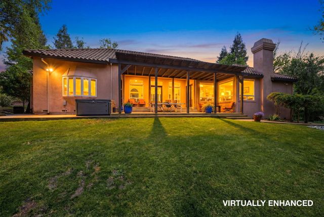 13482 Tierra Heights Road, Redding, CA 96003