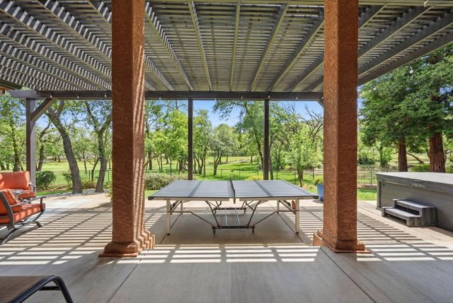 13482 Tierra Heights Road, Redding, CA 96003