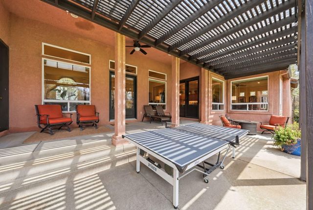 13482 Tierra Heights Road, Redding, CA 96003