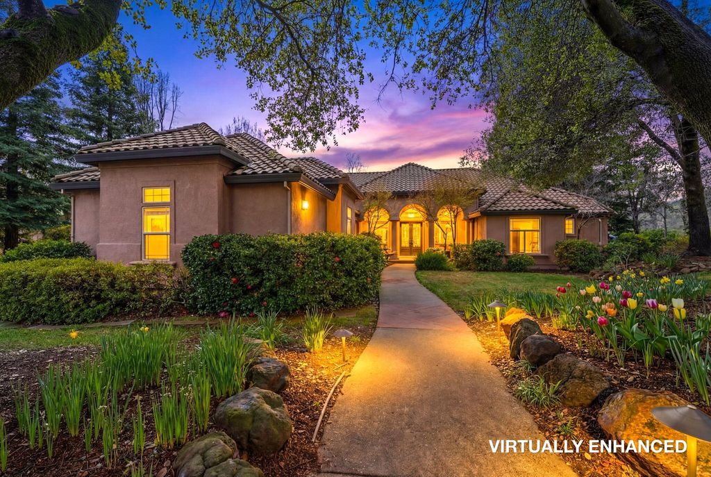 13482 Tierra Heights Road, Redding, CA 96003