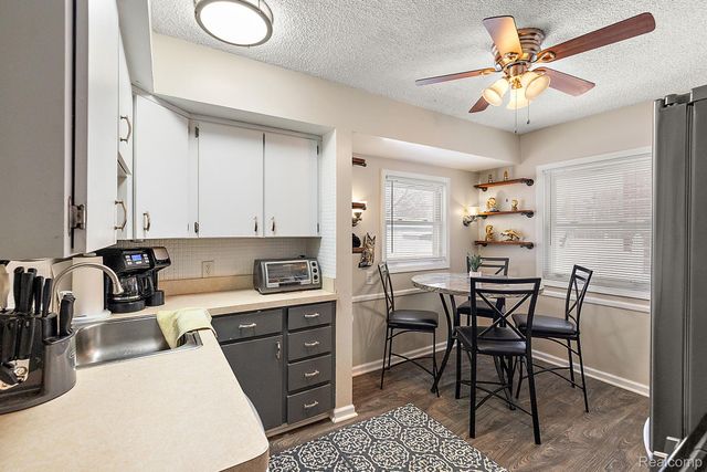 9619 Mercedes, Redford Charter Township, MI 48239