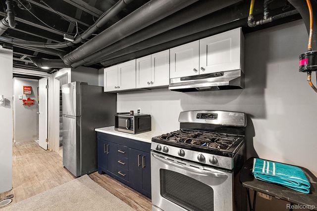 9619 Mercedes, Redford Charter Township, MI 48239