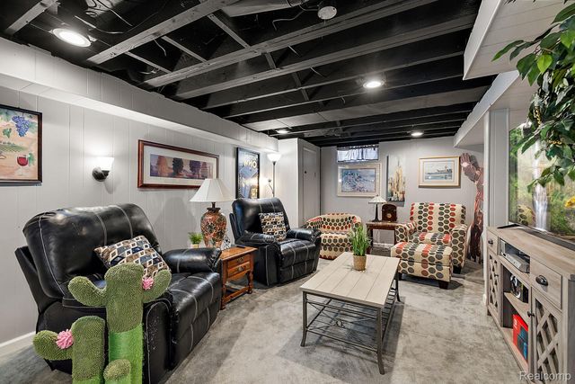 9619 Mercedes, Redford Charter Township, MI 48239